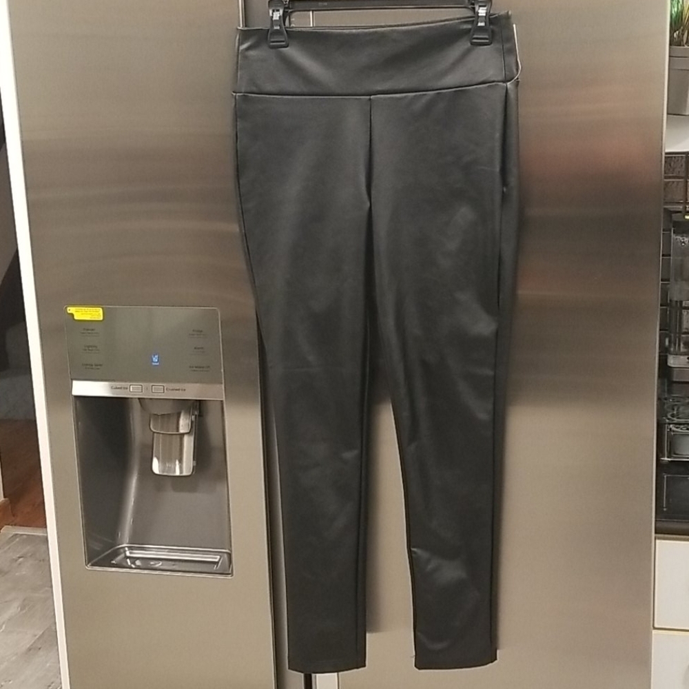 Kendall + Kylie Black Faux Leather Leggings M — image 7 of 8